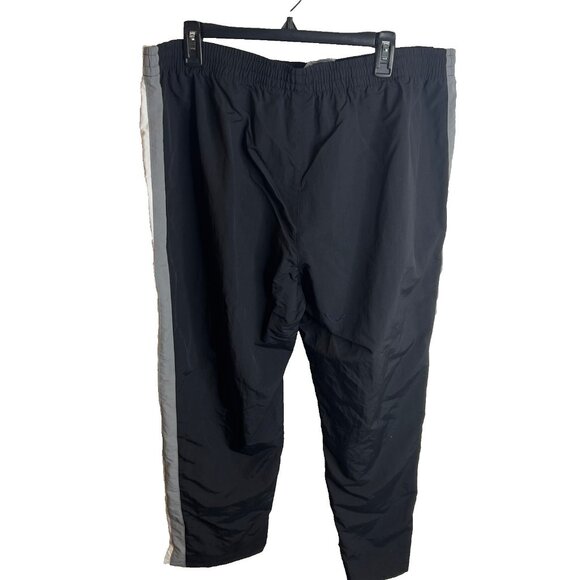 Reebok Men's Ivy League Regular-Fit Colorblocked Crinkled Track Pants - 2XL - Picture 9 of 9